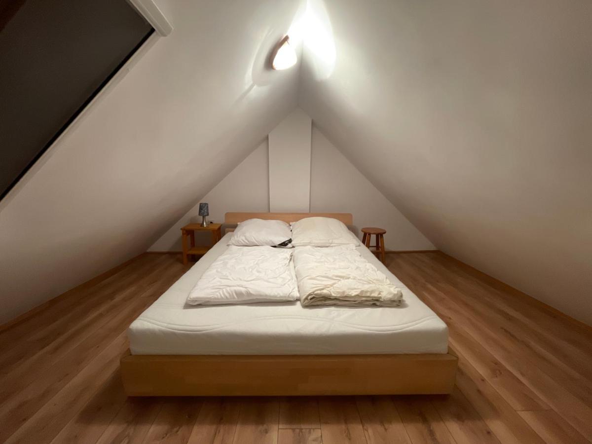 Hospoda-Ferienhaus Am Olba-See Malschwitz Kültér fotó